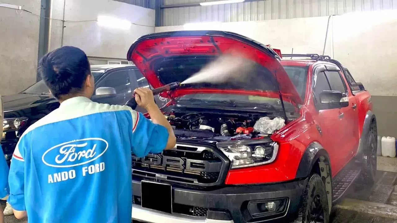 An Đô Ford 4